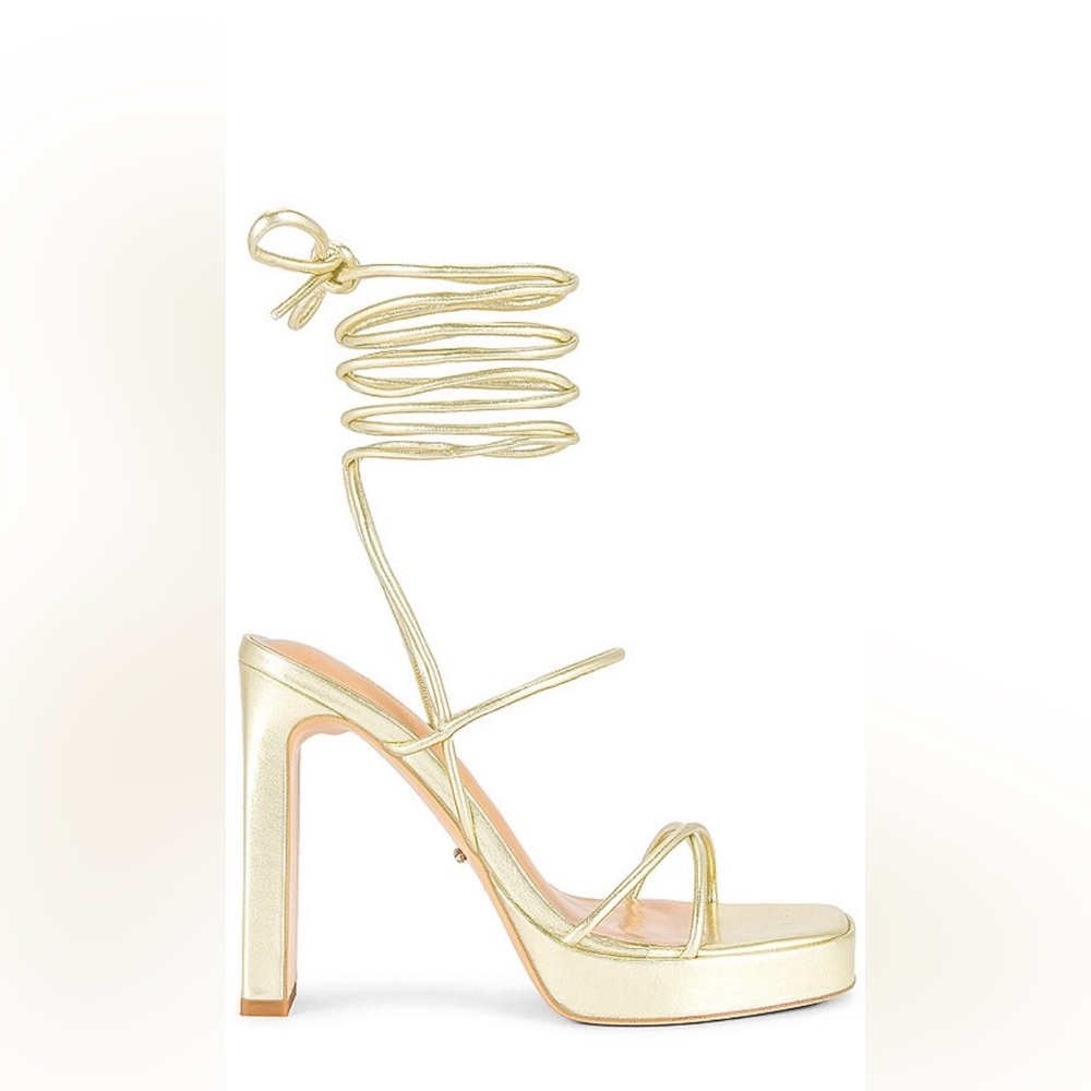 Tony Bianco Deon Sandal in Gold
Nappa Metallic